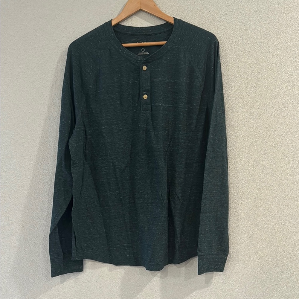 Goodfellow & Co Forest Green Long Sleeve Henley